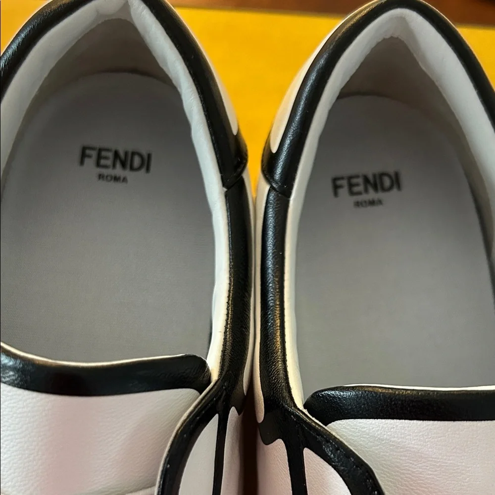 Fendi Monochrome Graphic Sneakers - Picture 2 of 9